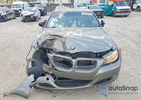 2011 BMW 328 Xi z USA, uszkodzony, nr VIN WBAPK7C52BA974176